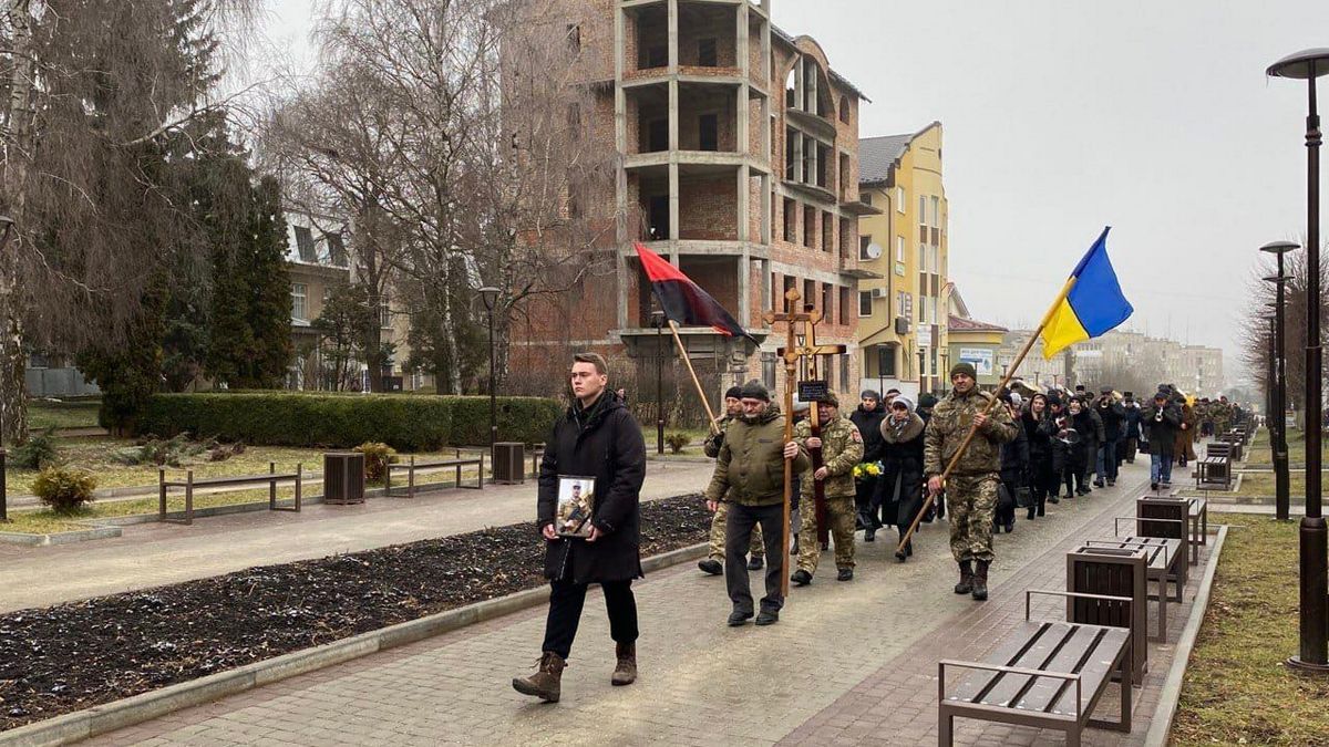 Загиблого Героя з Городенки Володимира Долинського провели у останню дорогу 7