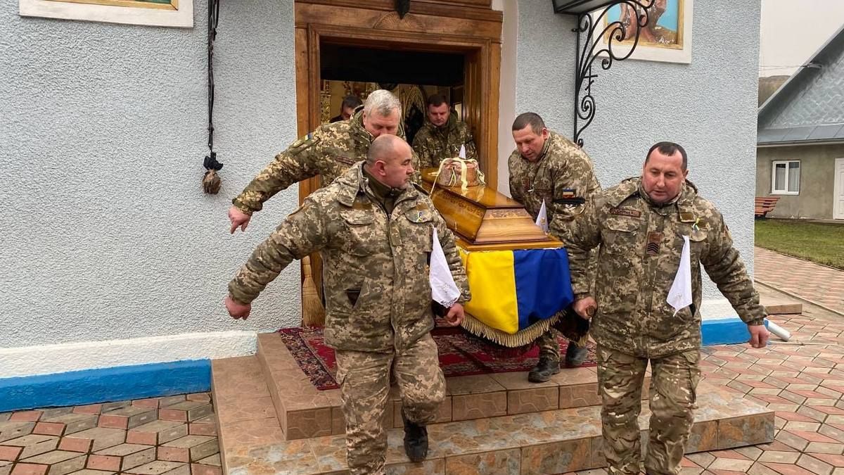 На Городенківщині попрощалися із загиблим Героєм Михайлом Бабієм 1