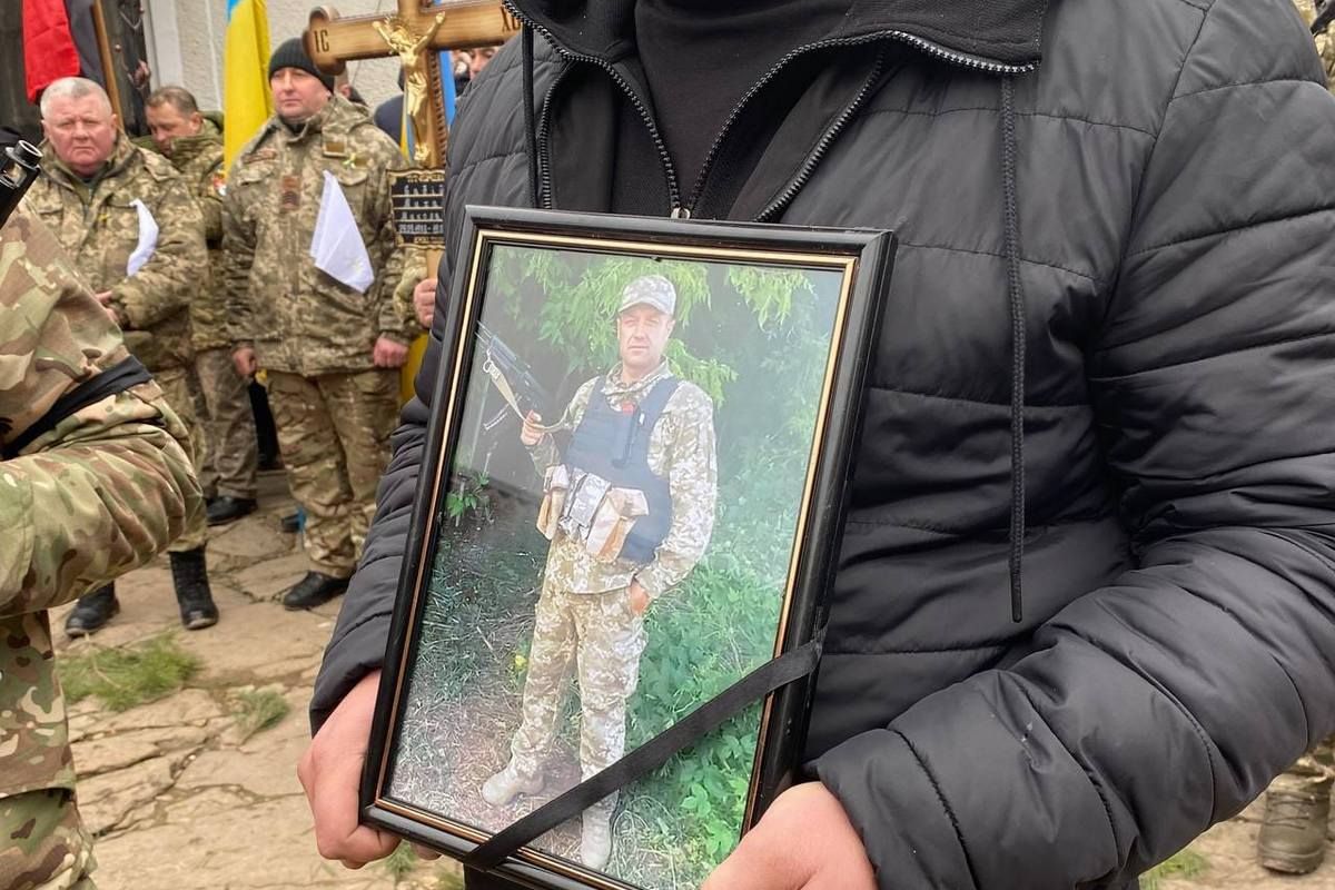 На Городенківщині попрощалися із загиблим Героєм Михайлом Бабієм 2