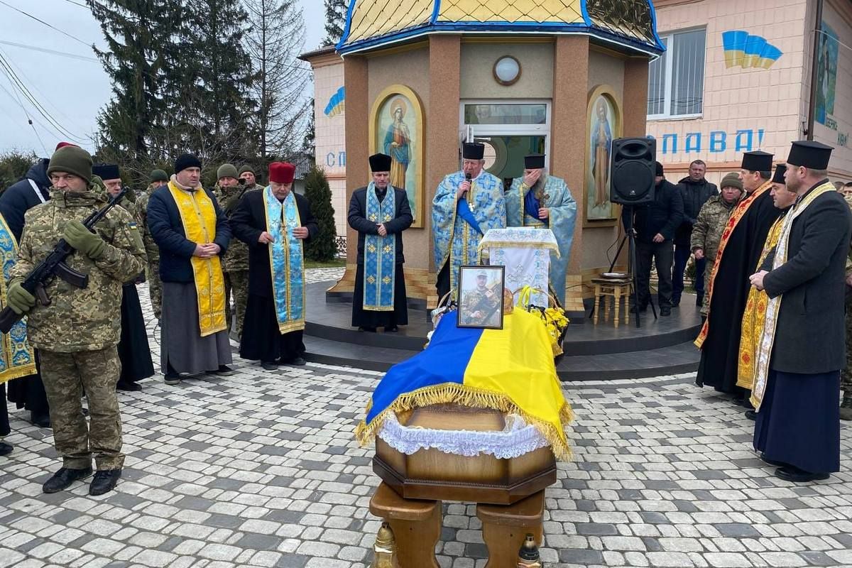 У Городенці зустріли загиблого Героя Володимира Долинського 4