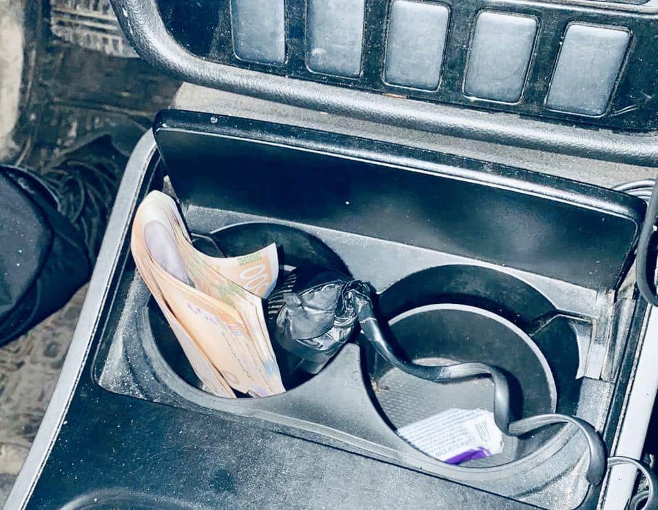 Одразу два водії на Надвірнянщині хотіли відкупитись хабарем 1