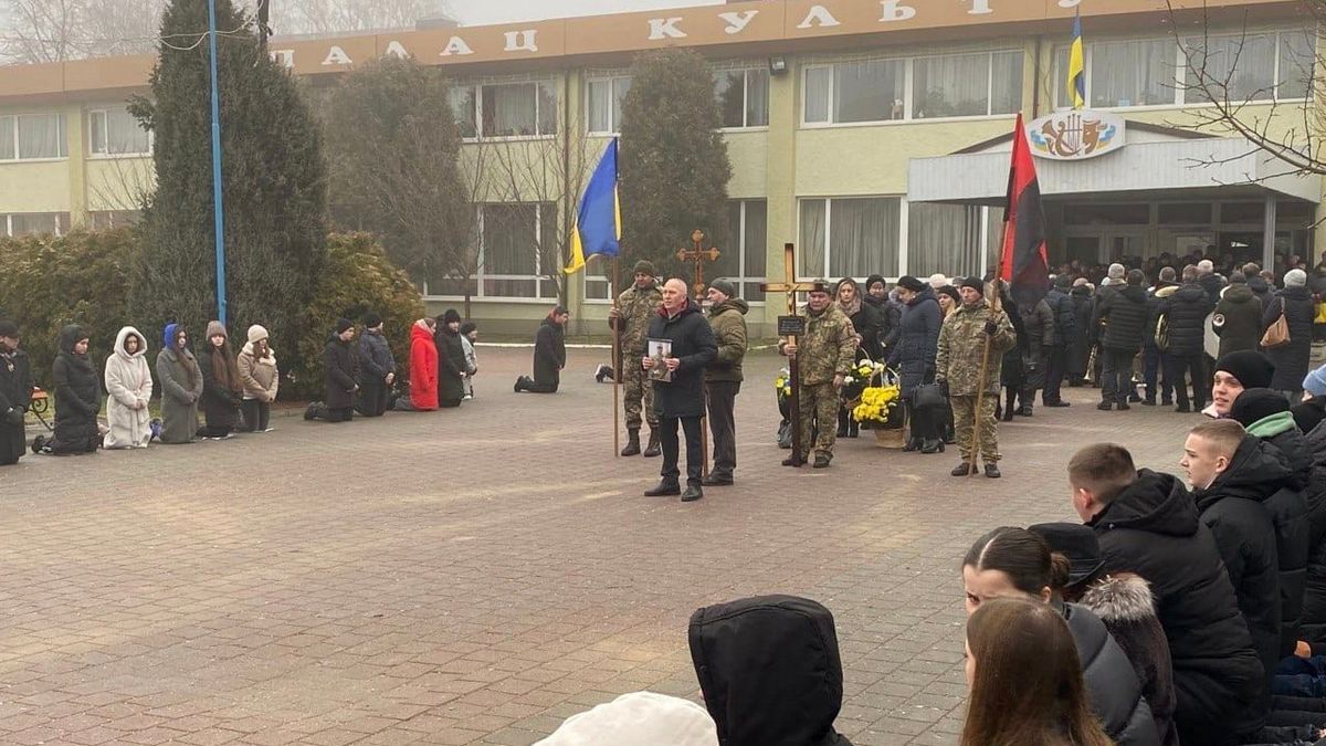 Загиблого Героя з Городенки Володимира Долинського провели у останню дорогу 2