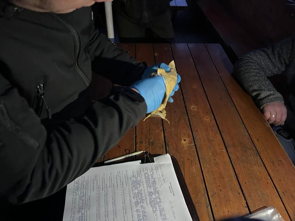 Кримінальна посилка: у прикарпатця знайшли амфетамін мінімум на 60 тис грн 1