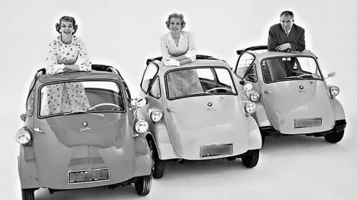 10 найкумедніших авто світу до Дня народження бензинової машини | Добірка 3