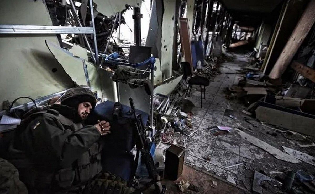 Кіборги вистояли, не вистояв бетон: нельотні 242 дні в Донецькому аеропорту 2