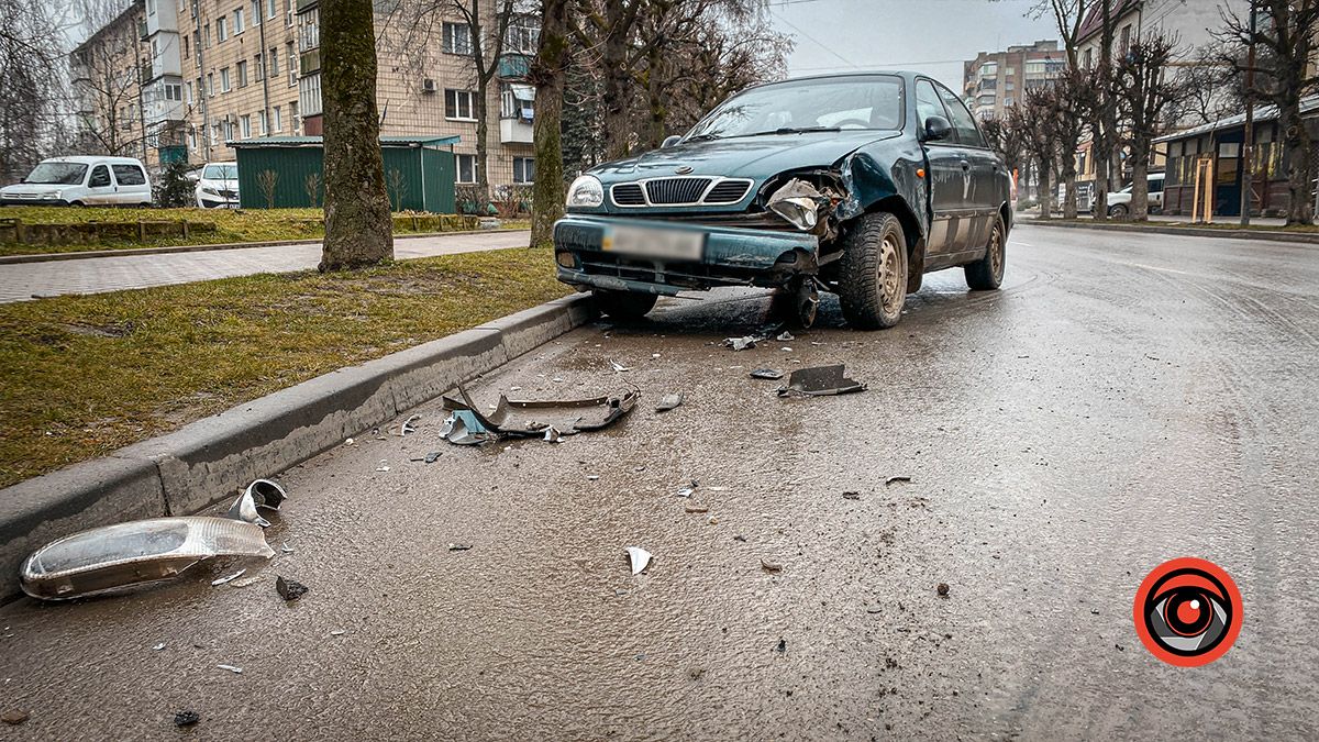 У Коломиї на вулиці Січових Стрільців трапилась ДТП 2