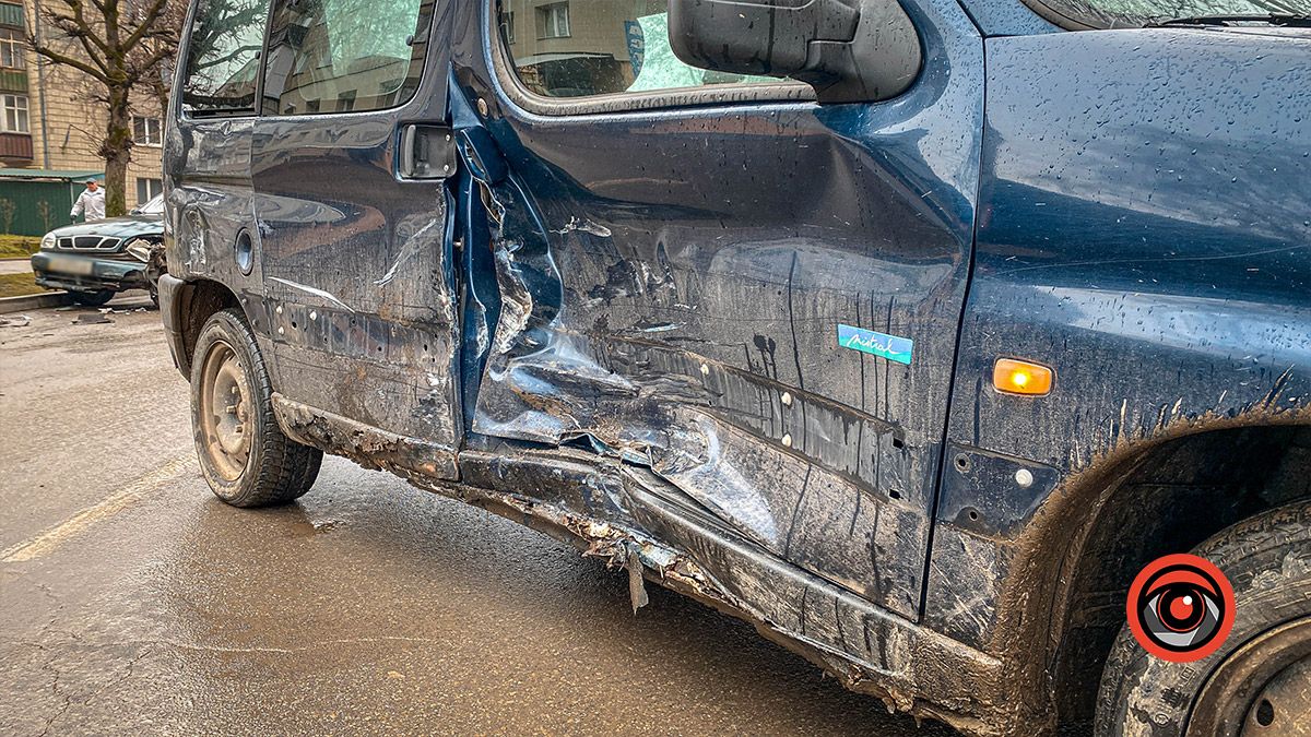 У Коломиї на вулиці Січових Стрільців трапилась ДТП 1