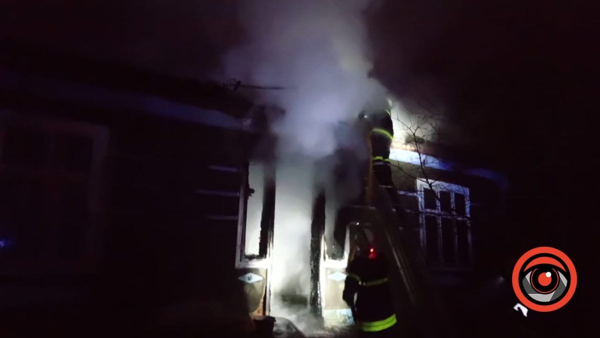 На Снятинщині горів житловий будинок 1