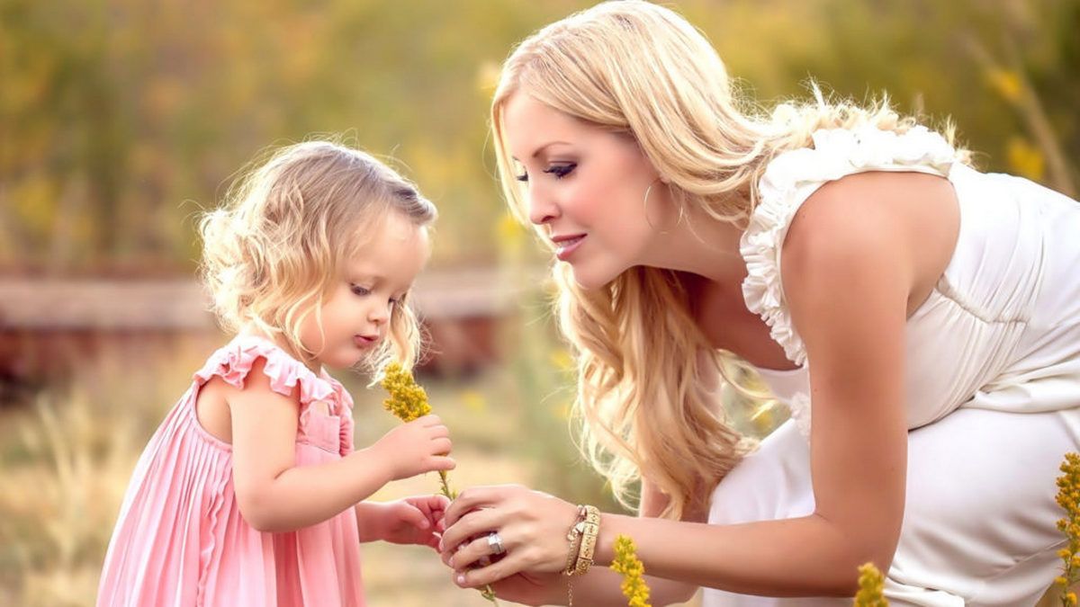 Які свята 12 січня?