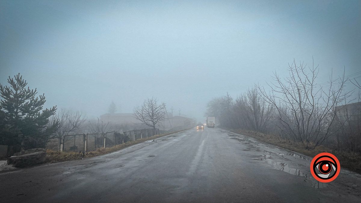Ні дороги, ні тротуарів: у Сопові головна вулиця потребує ремонту асфальтового покриття 12
