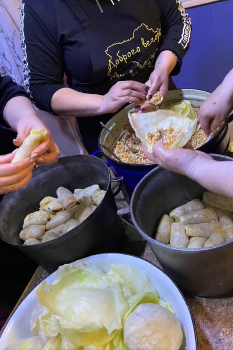 Ґаздині з Нижнього Вербіжа передали смачні подарунки військовим на Різдвяні свята 6