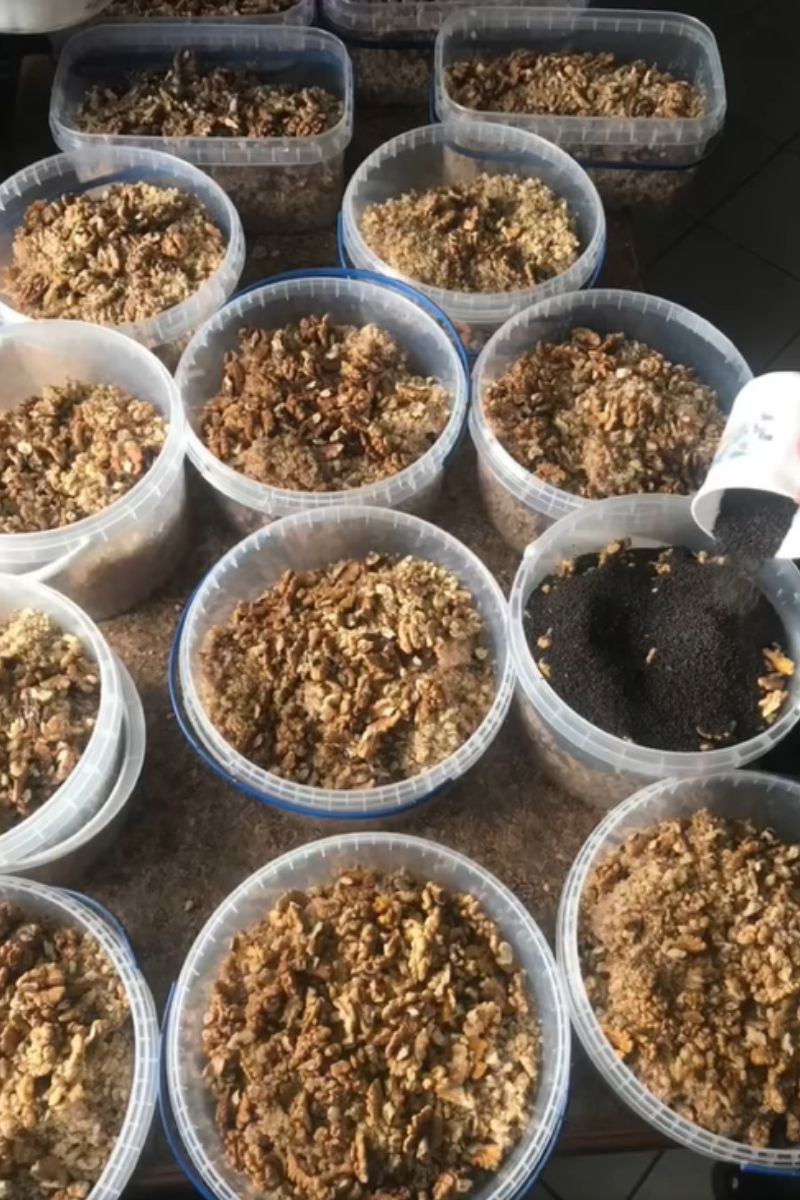 Ґаздині з Нижнього Вербіжа передали смачні подарунки військовим на Різдвяні свята 3