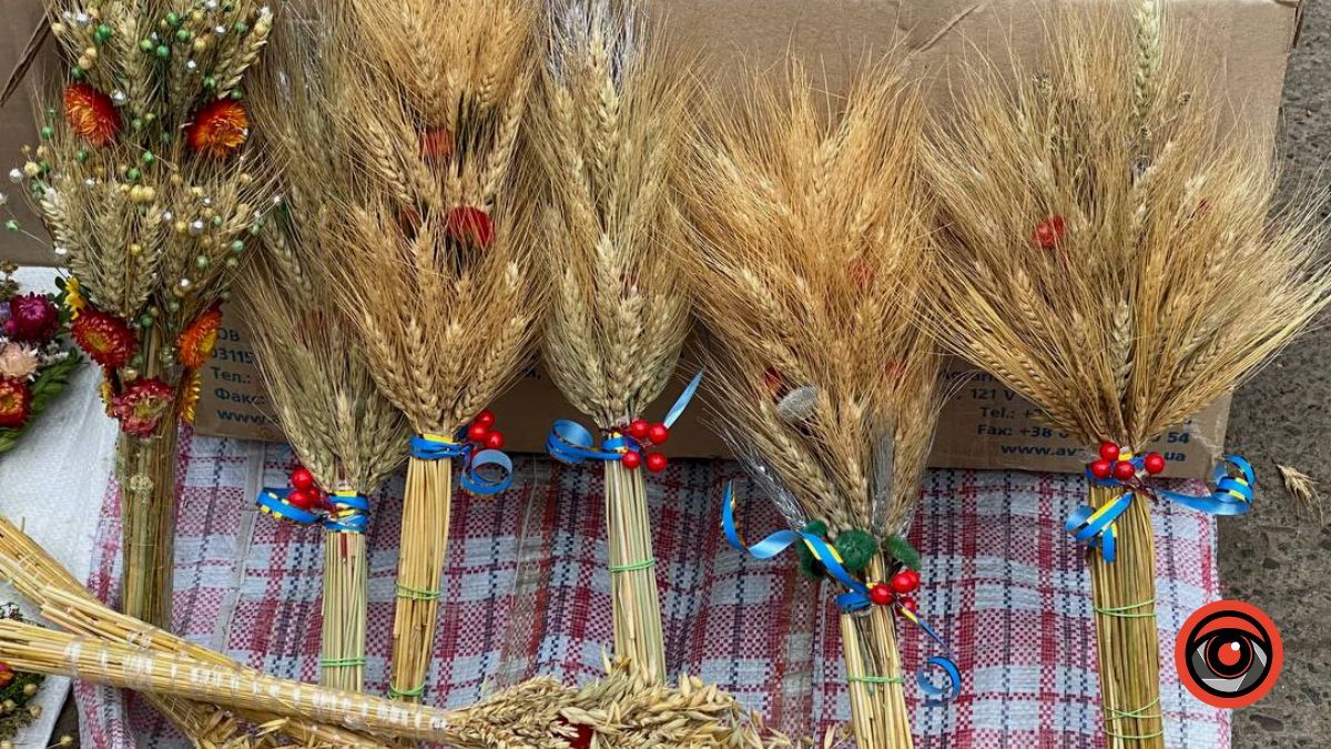 Усе про Різдвяний Дідух та скільки він коштує в Коломиї? 1