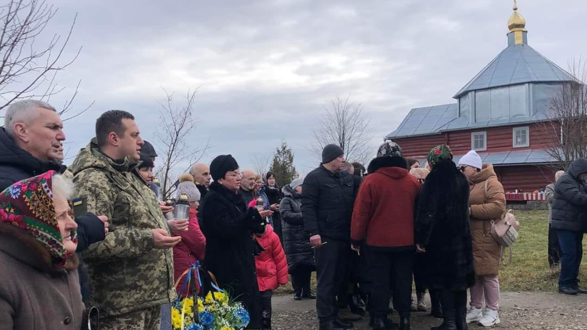 На Коломийщині вшанували пам'ять загиблих воїнів-Героїв 2