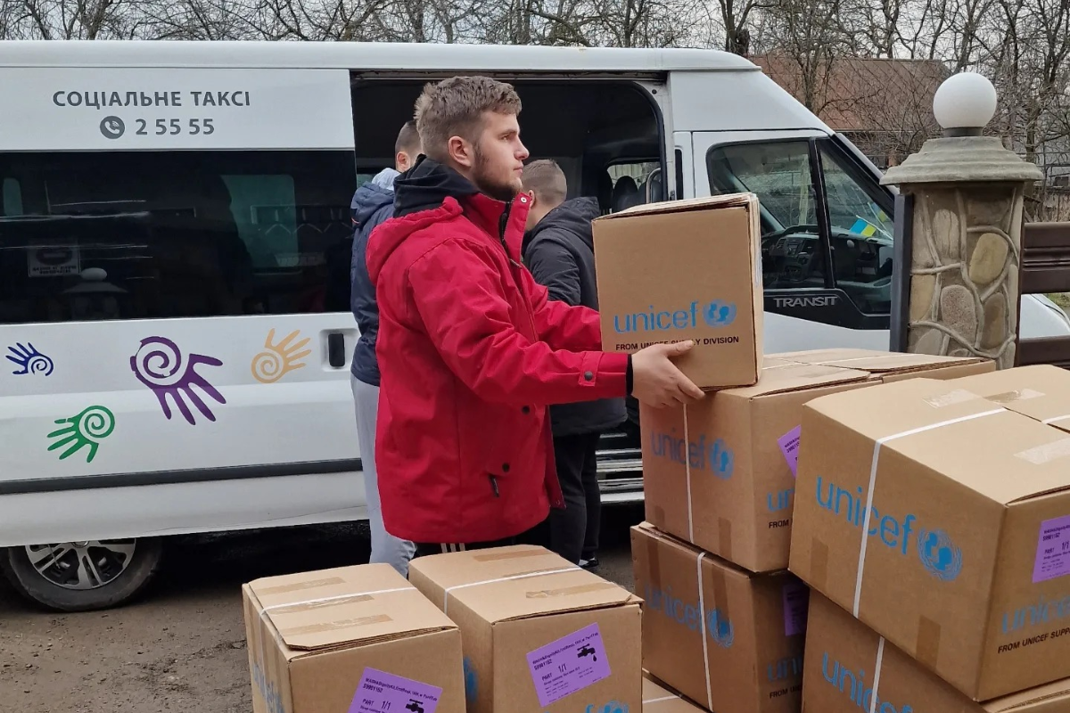 Фонд UNICEF передав гуманітарну допомогу для укриттів Прикарпаття 1
