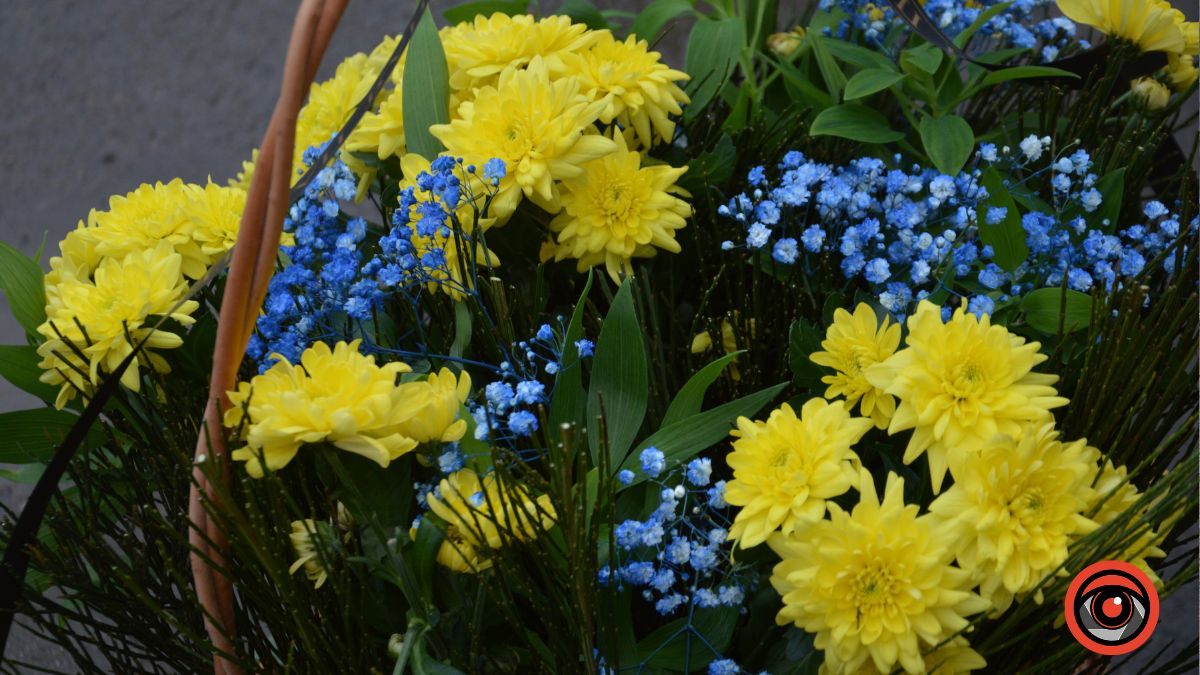 Коломия гідно попрощалася з Героєм Володимиром Стражником 1