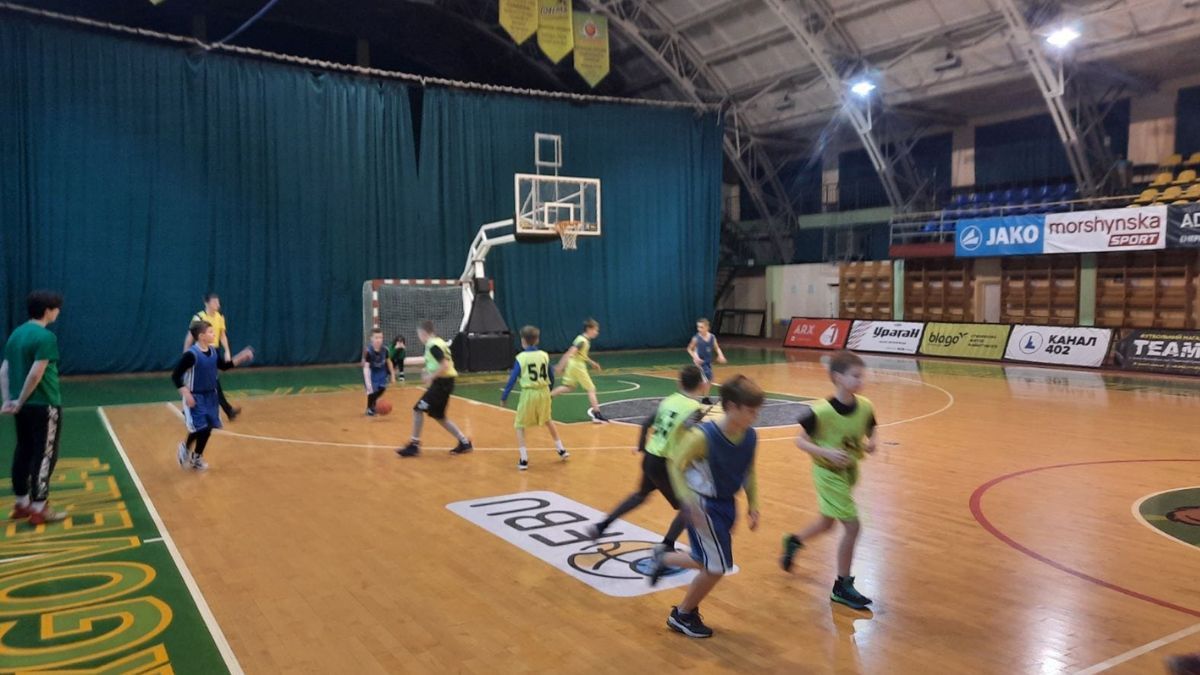 Баскетболісти з Коломиї вибороли 2 місце в юнацькому обласному турнірі 2