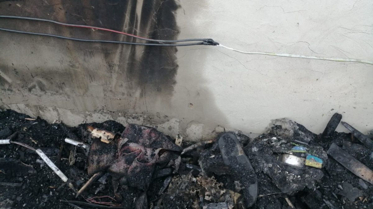 У Гвіздці горів житловий будинок 3