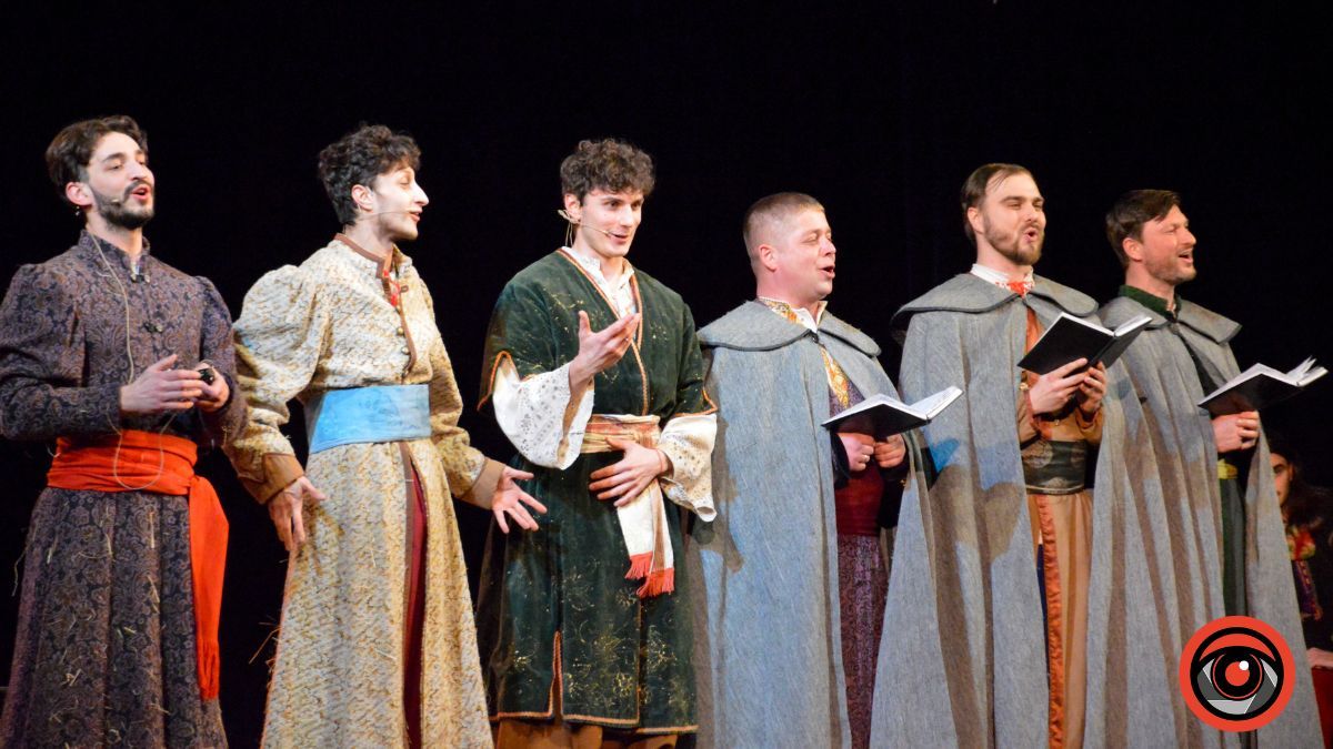 Коляда та й плєс: феєричне гуцульське дійство | Фоторепортаж 13