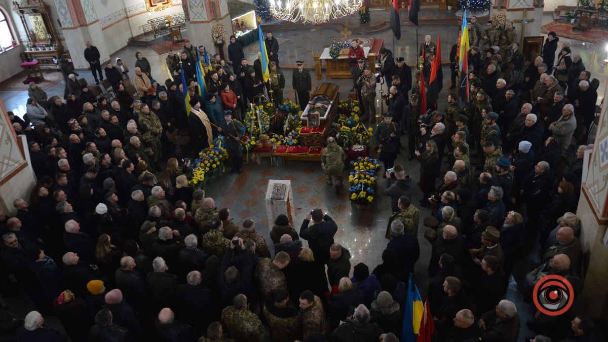 У Коломиї гідно провели в останню дорогу сотенного УПА Мирослава Симчича | Фоторепортаж 1