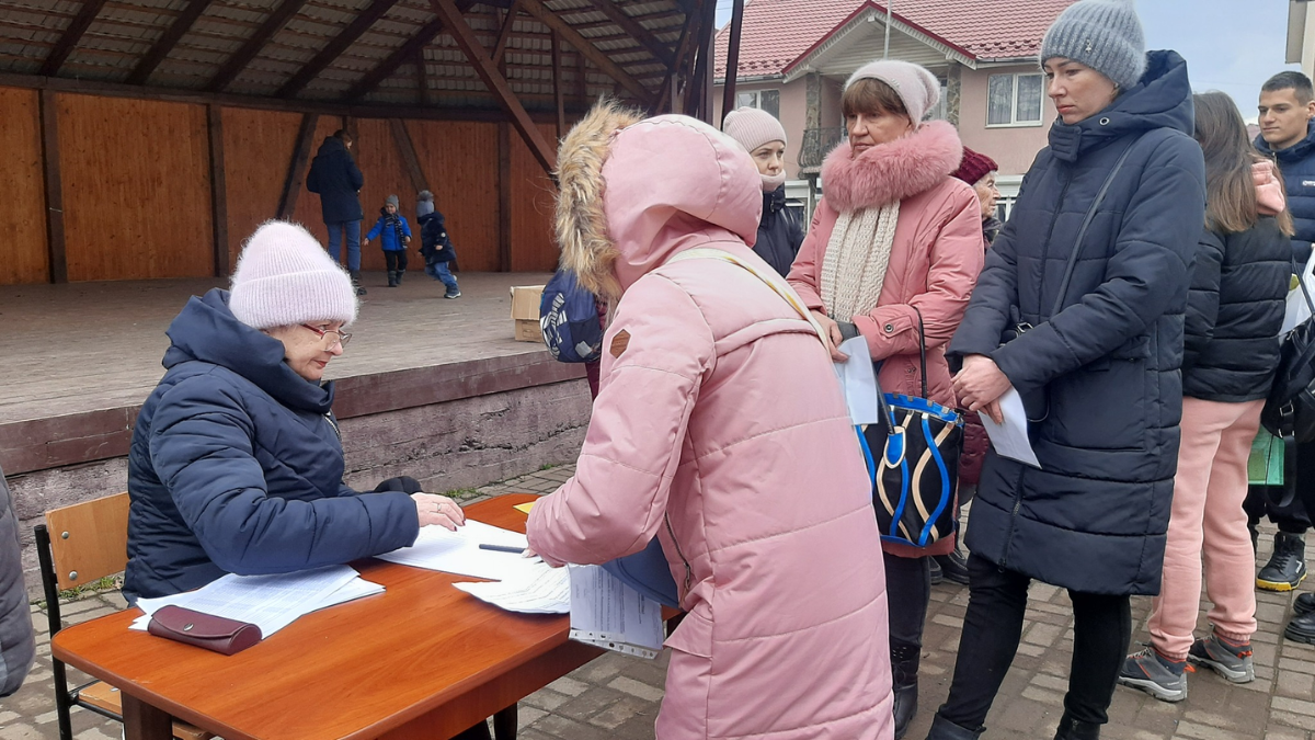 Верховинська громада отримала гуманітарну допомогу для ВПО 4
