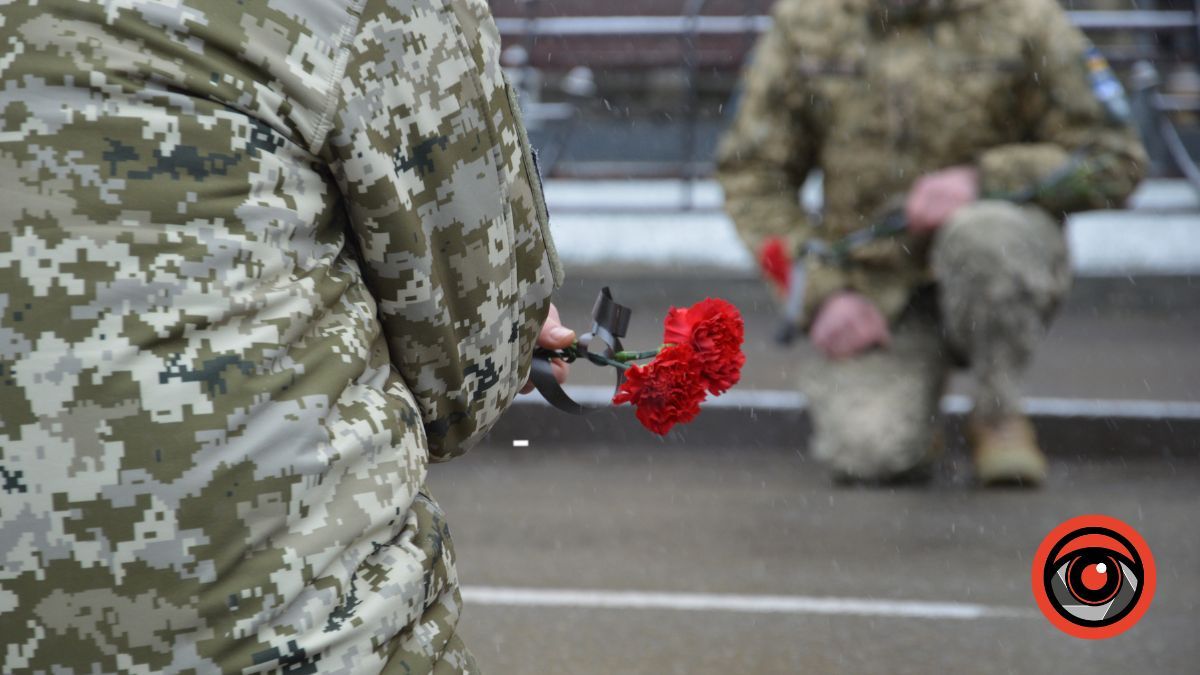Коломия попрощалася з Героєм Володимиром Кобилянським 10