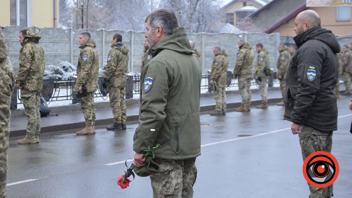 Коломия попрощалася з Героєм Володимиром Кобилянським 14