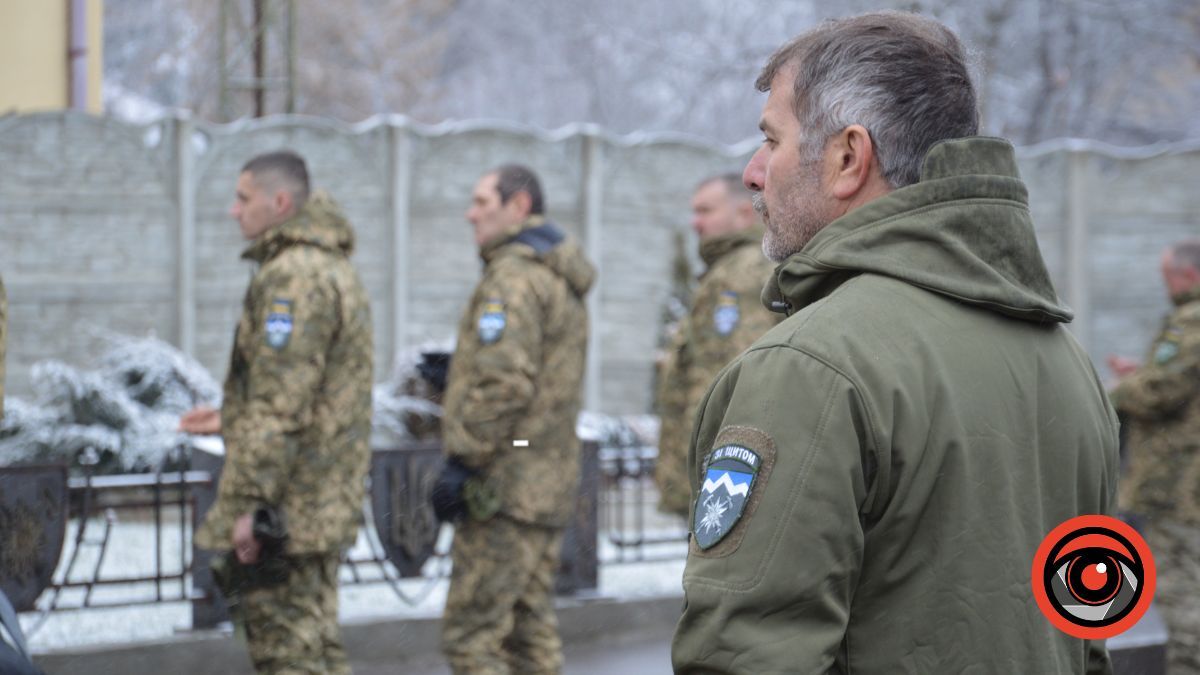 Коломия попрощалася з Героєм Володимиром Кобилянським 17