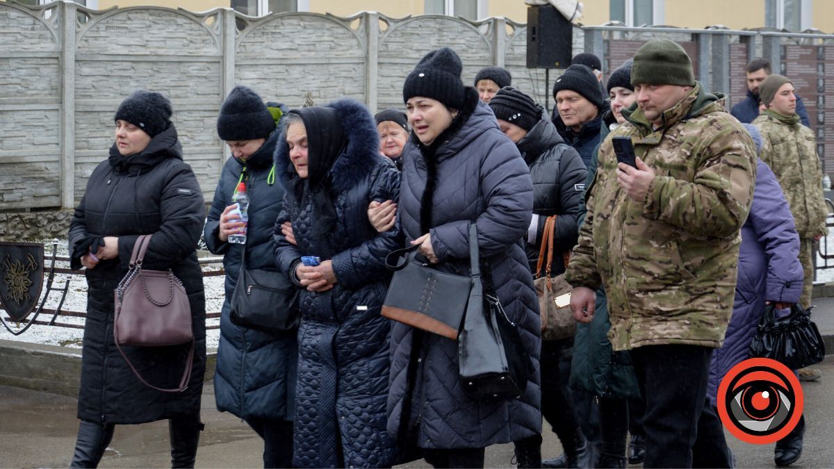 Коломия попрощалася з Героєм Володимиром Кобилянським 22