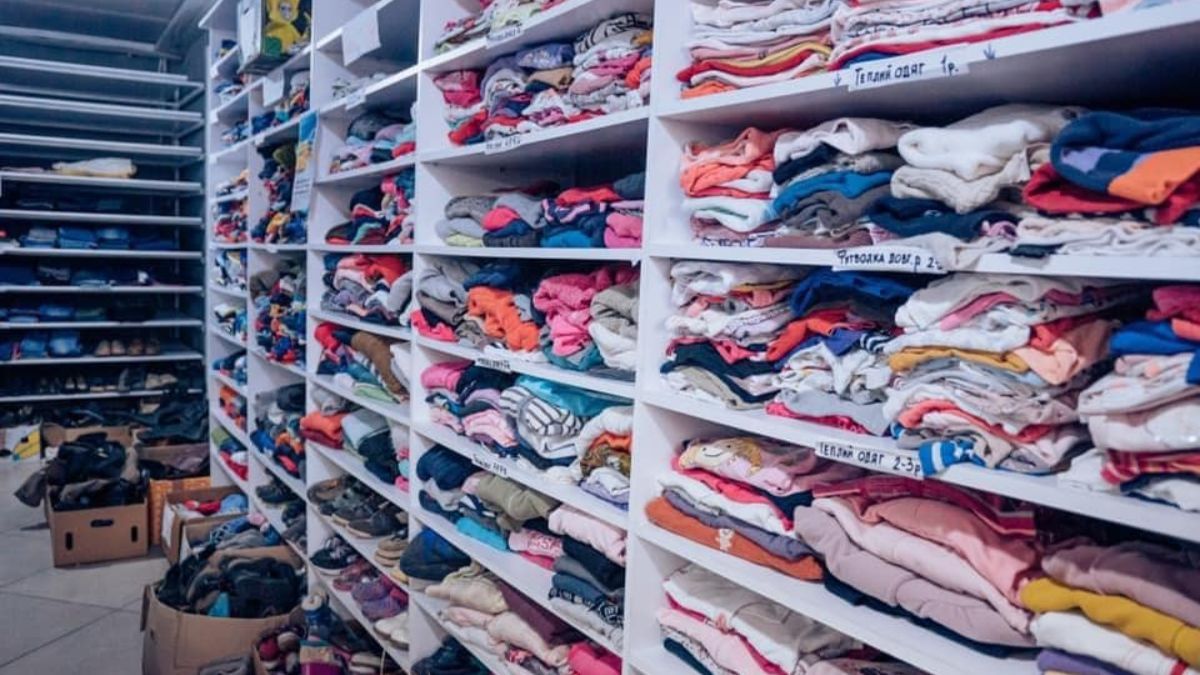 У Коломиї працює соціальний гардероб 1