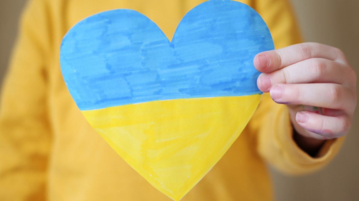 Поезія заради миру | ЮНІСЕФ організовує конкурс для дітей та молоді