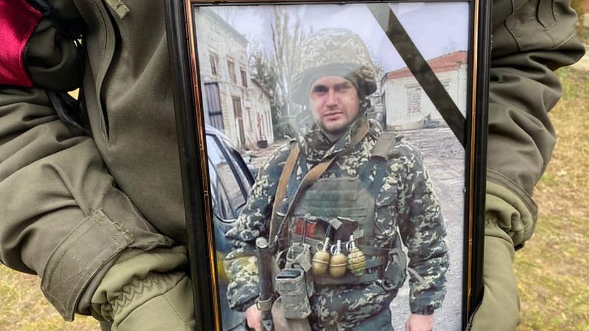 Городенківщина провела в останню дорогу Героя Степана Візінського 1