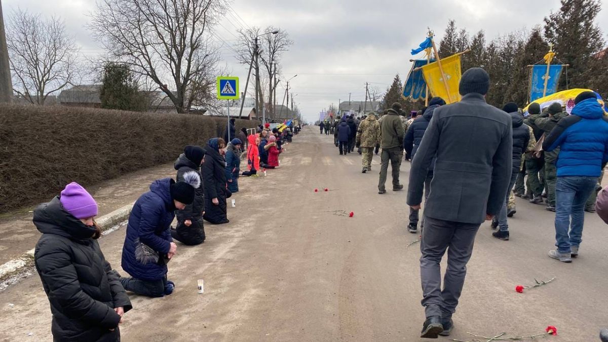 Городенківщина провела в останню дорогу Героя Степана Візінського 9