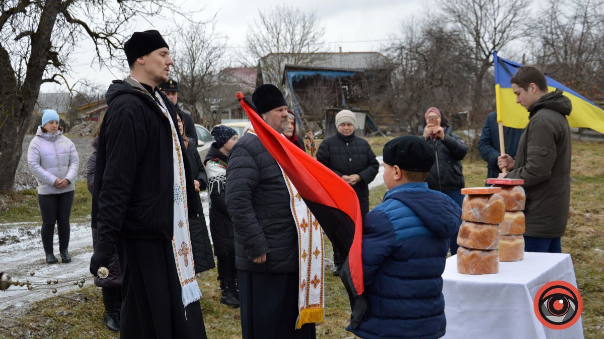 У Нижньому Вербіжі вшанували зв'язкову УПА Ганну Воронюк "Хмару" 9