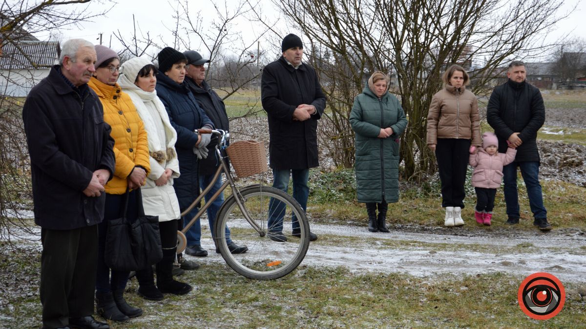У Нижньому Вербіжі вшанували зв'язкову УПА Ганну Воронюк "Хмару" 10