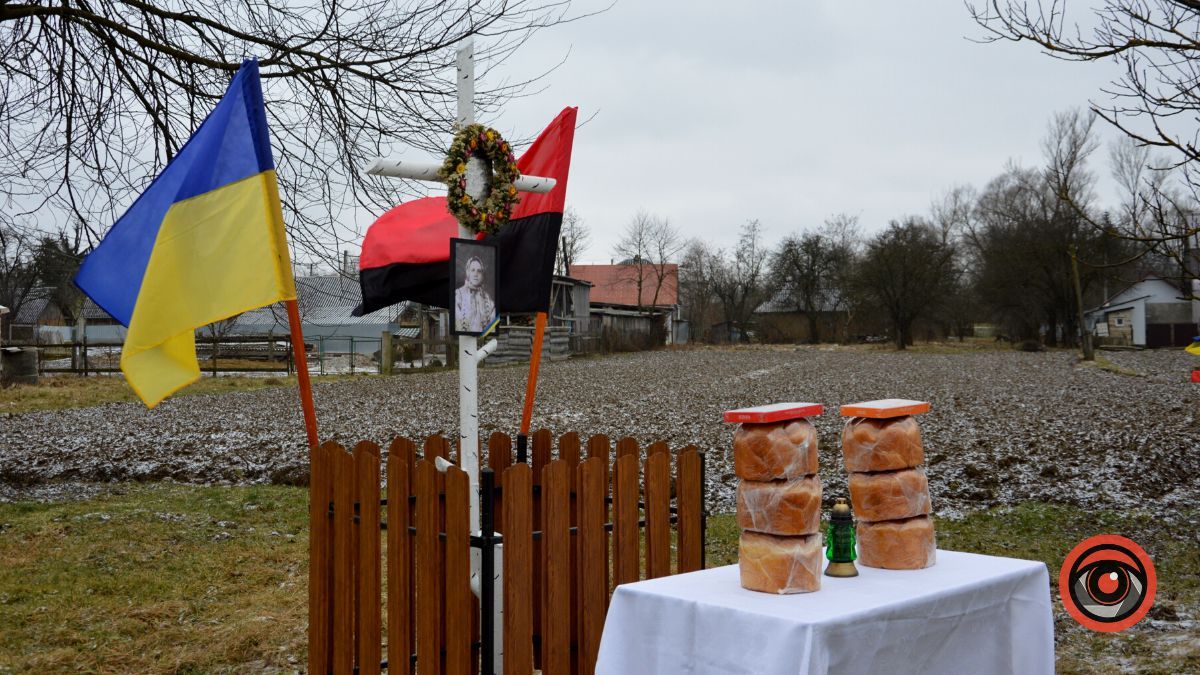 У Нижньому Вербіжі вшанували зв'язкову УПА Ганну Воронюк "Хмару" 1
