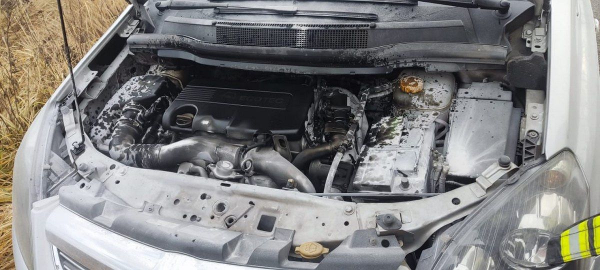 На об'їзній у Коломиї на ходу загорілась машина 1