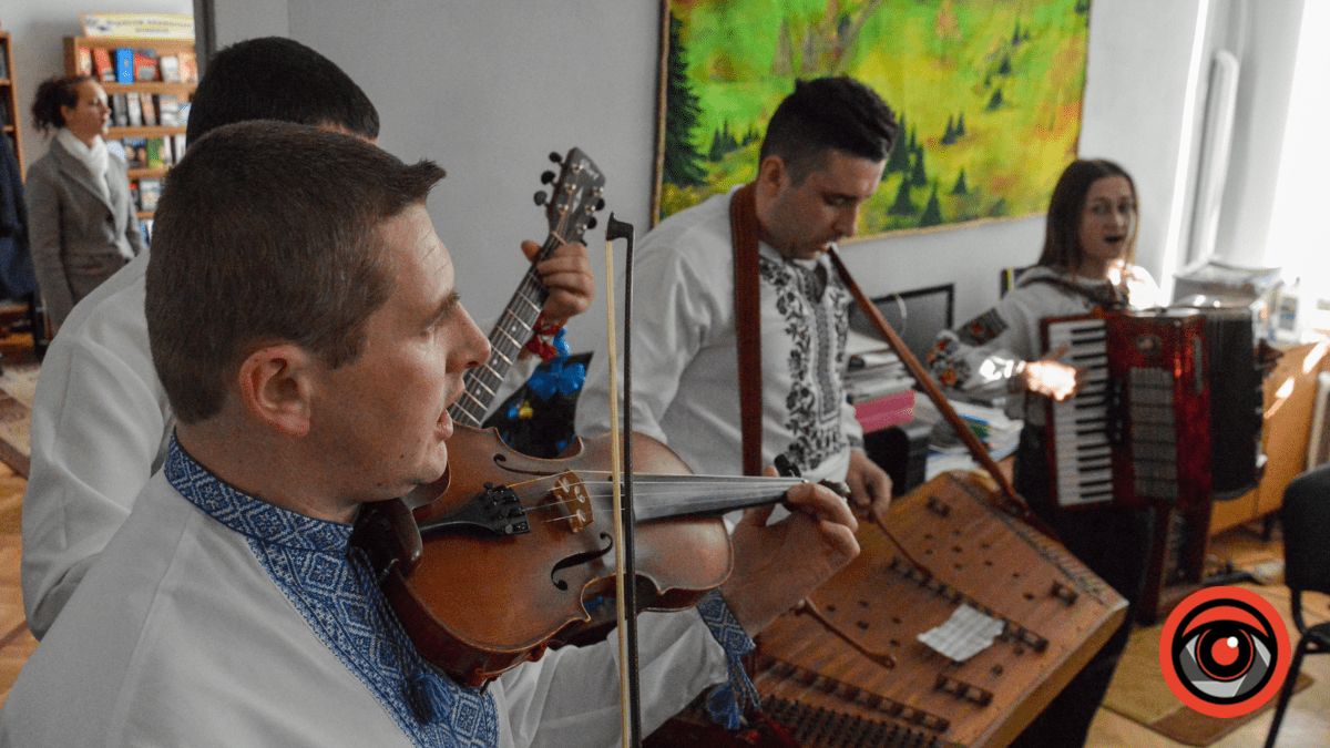 У Печеніжині відбулася презентація книги місцевого краєзнавця Василя Гаврищука | Фоторепортаж 13