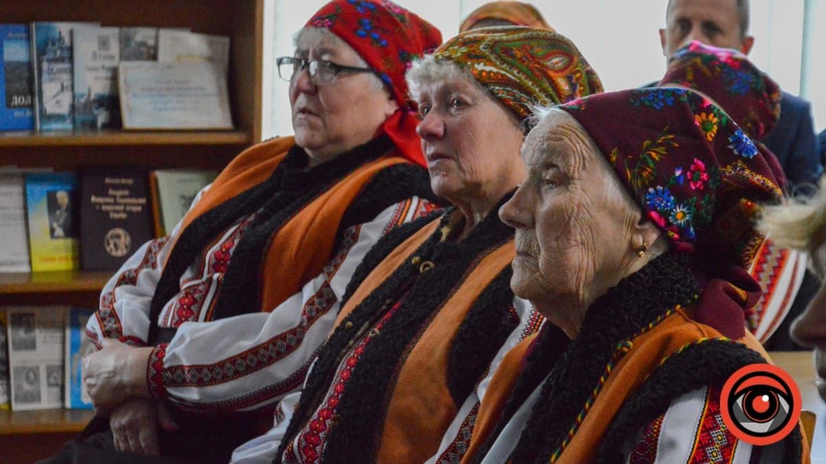 У Печеніжині відбулася презентація книги місцевого краєзнавця Василя Гаврищука | Фоторепортаж 11