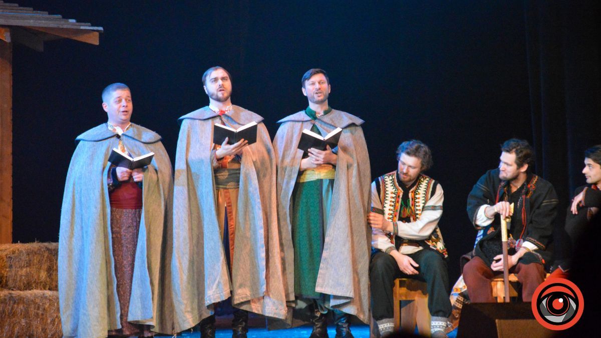 Коляда та й плєс: феєричне гуцульське дійство | Фоторепортаж 11