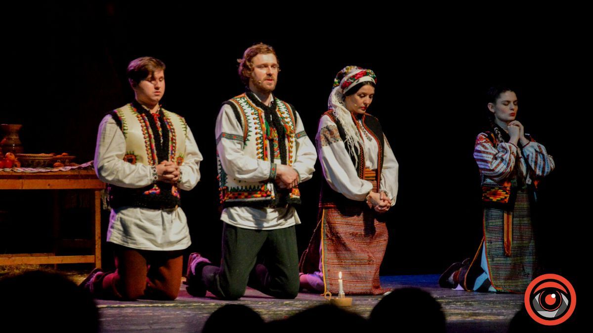 Коляда та й плєс: феєричне гуцульське дійство | Фоторепортаж 4