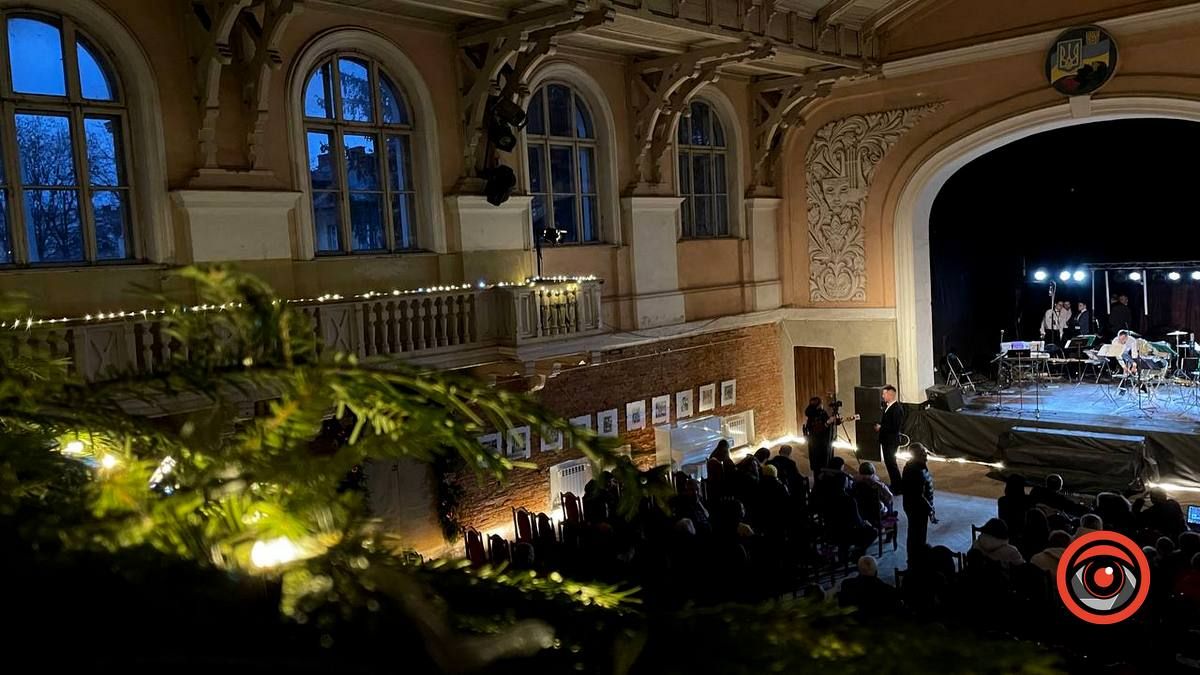 У Коломиї відбудеться ще одна вистава "Сім звуків Різдва"