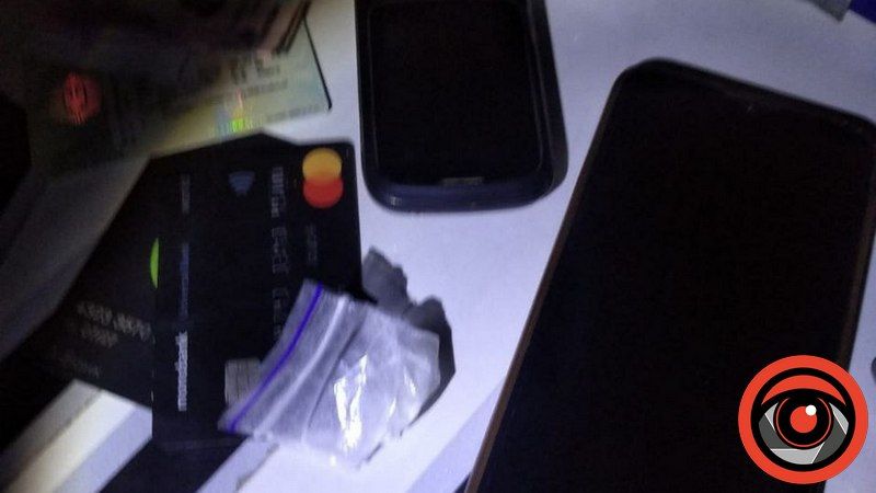 Зупинили за їзду, а виявили наркотики: у Коломиї впіймали мешканця Воскресінців 4