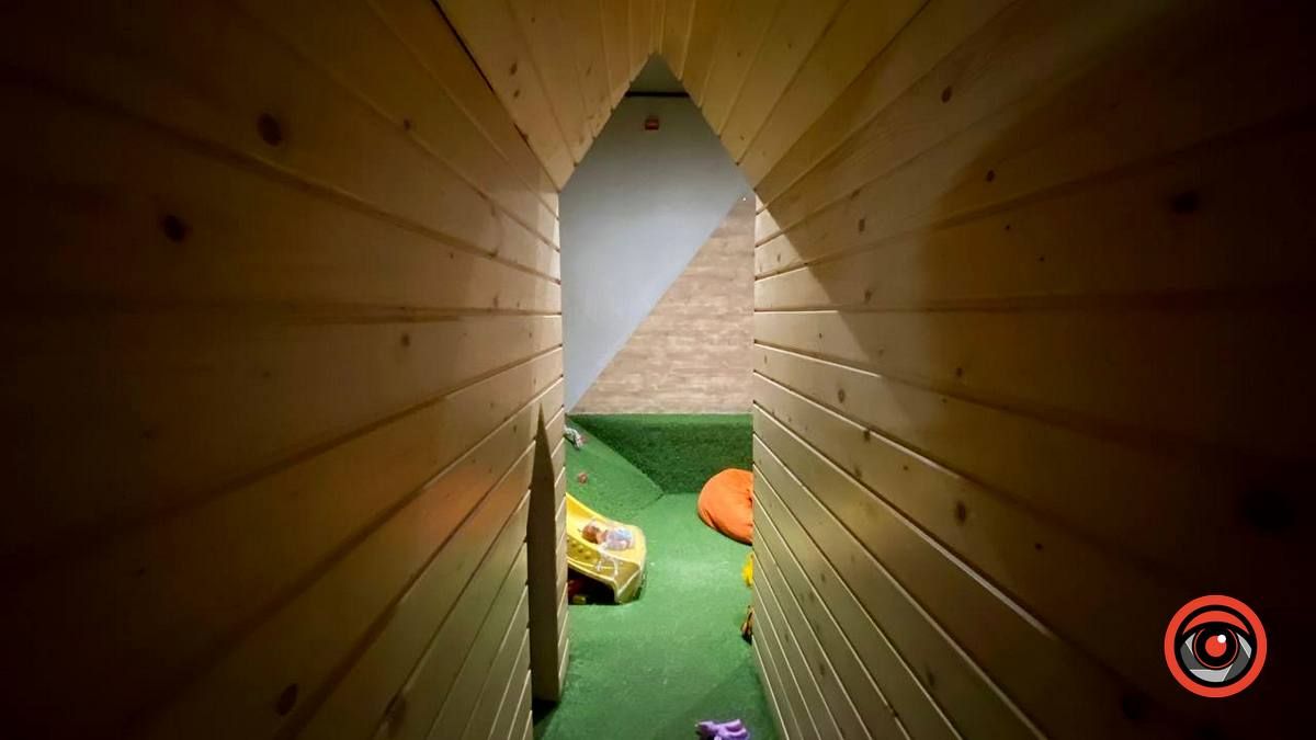 Добірка закладів з дитячими кімнатами у Коломиї 12