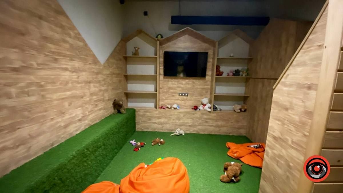 Добірка закладів з дитячими кімнатами у Коломиї 13