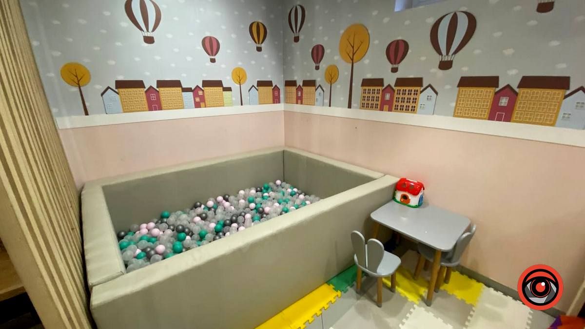 Добірка закладів з дитячими кімнатами у Коломиї 10
