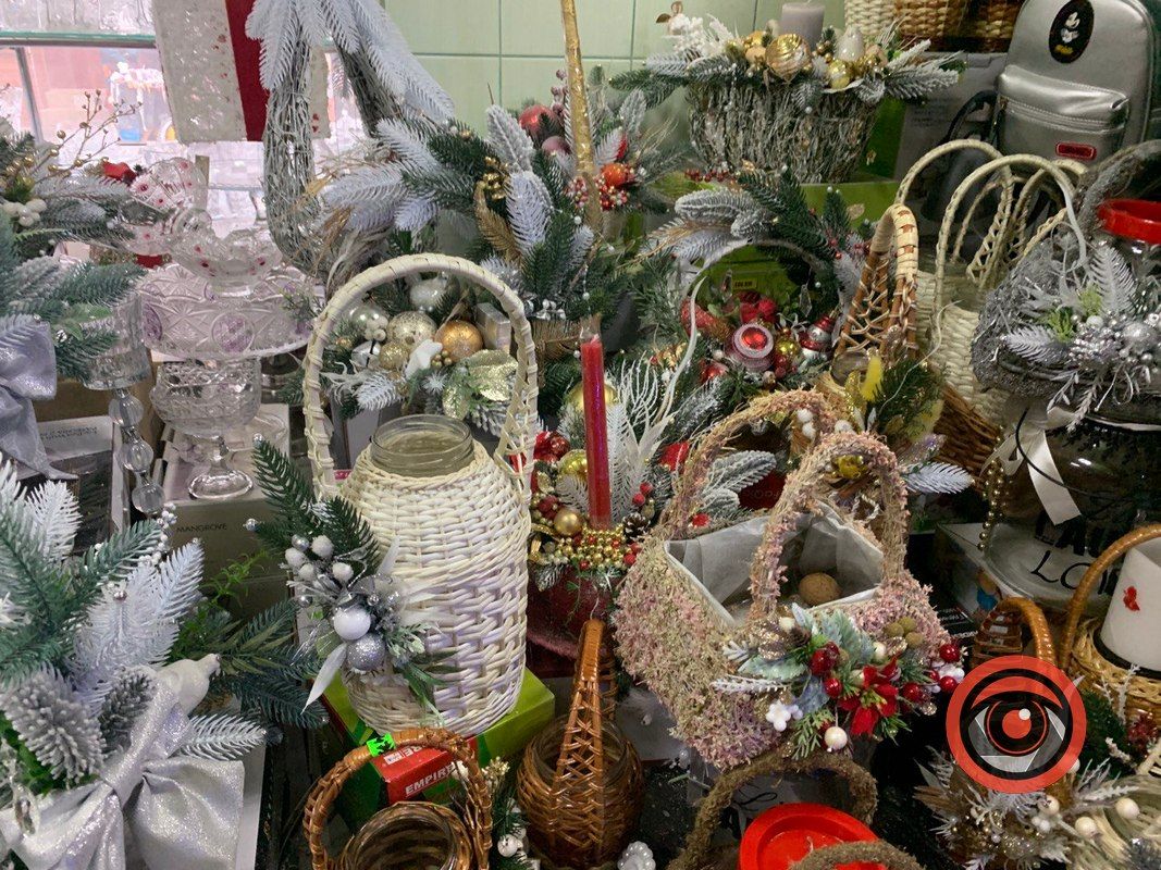 Водохреще 2023: які банки для води можна придбати в Коломиї та скільки коштують? 5