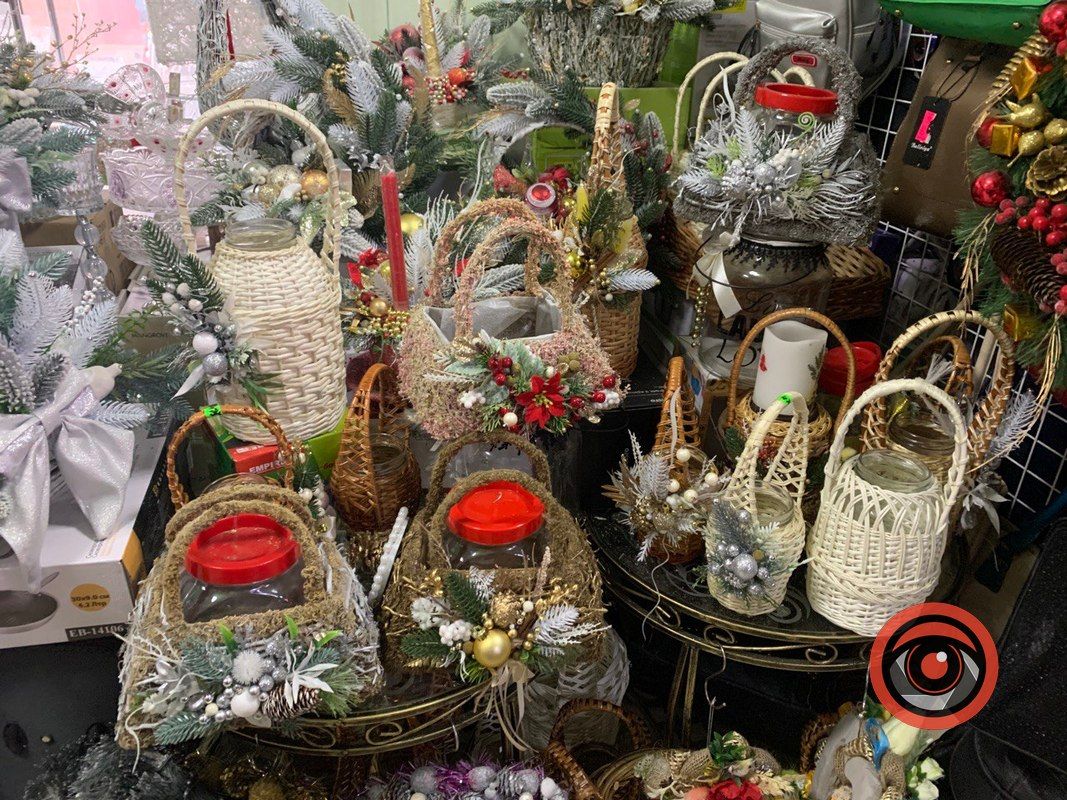 Водохреще 2023: які банки для води можна придбати в Коломиї та скільки коштують? 6