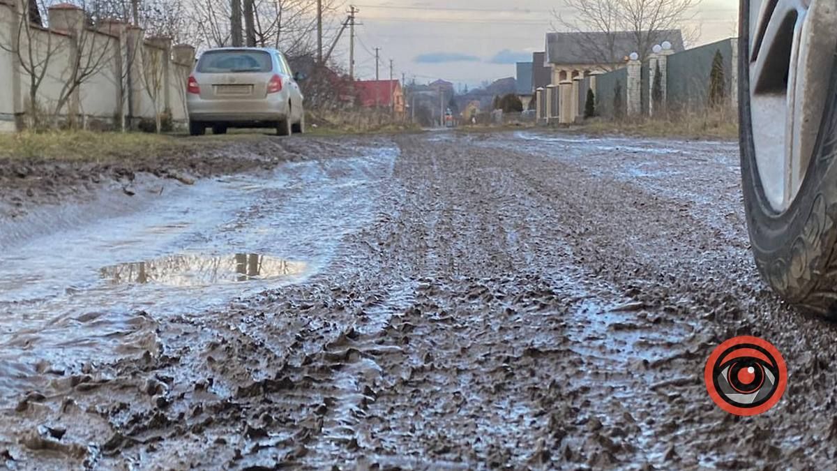Мешканці урочища "Левади" у Воскресінцях страждають через багнюку на дорогах 2