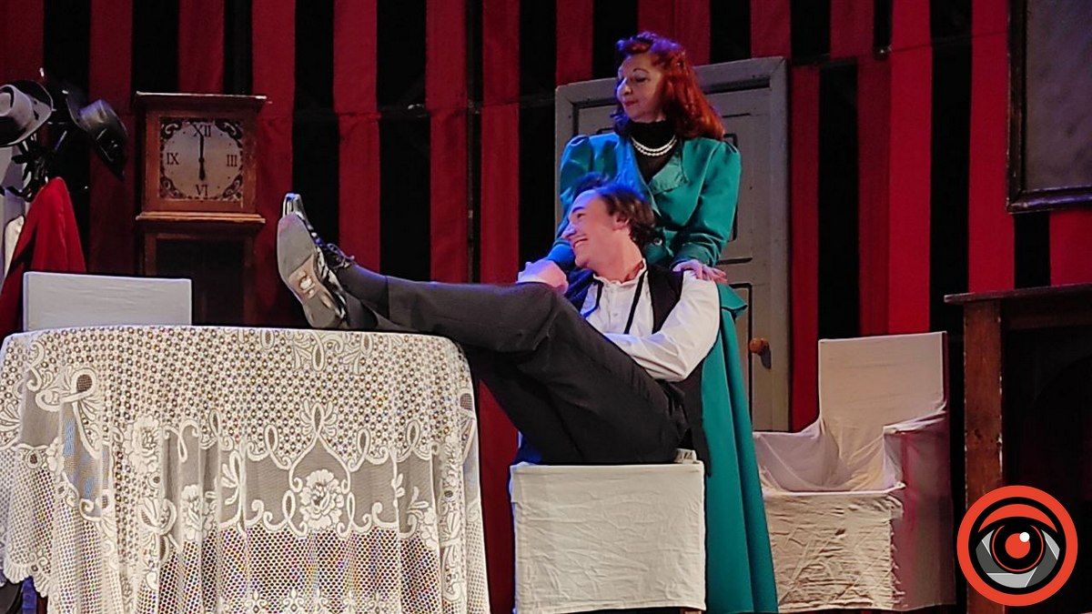 Репутація як запорука щастя: відгук на виставу Коломийського драмтеатру "Мораль пані Дульської" 7